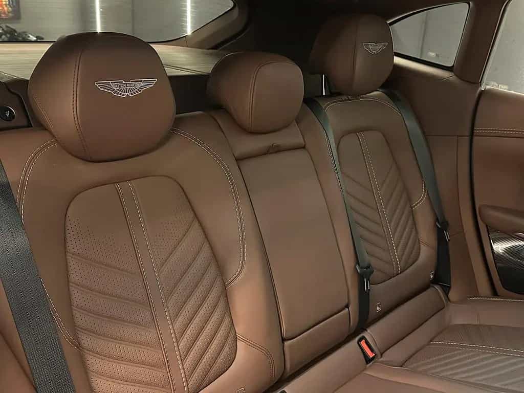 Aston Martin DBX 707 4.0 V8 02/2023-photo-21