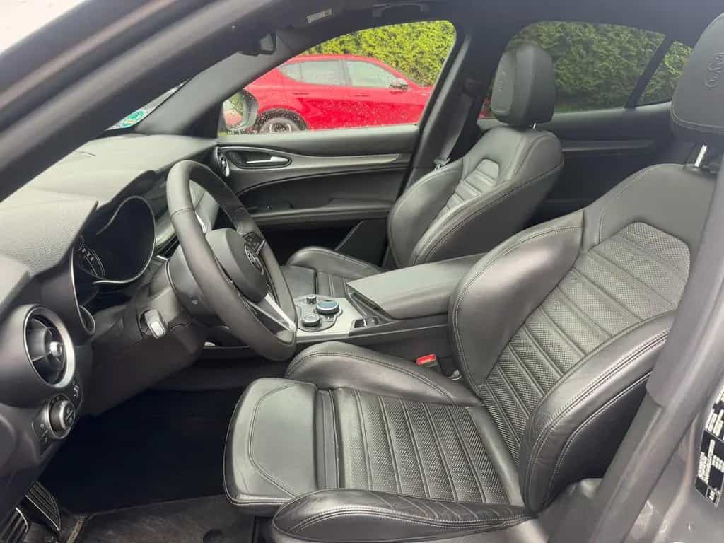 Alfa Romeo Stelvio Q4 Panorama*Sportpaket*Panorama*ACC 12/2018-photo-2