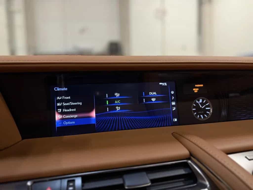 Lexus LC 500 5.0L V8/CARBON/LED/CARPLAY/HUD/M&L AUDIO 03/2021-photo-28