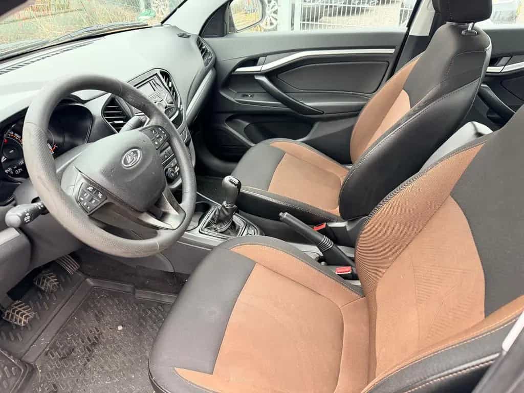 Lada Vesta *Klima*Temp.*SHZ*2.Hand* 04/2018-photo-6