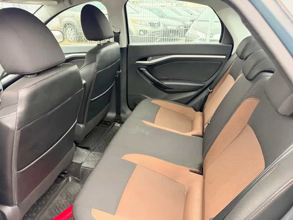 Lada Vesta *Klima*Temp.*SHZ*2.Hand* 04/2018-photo-7