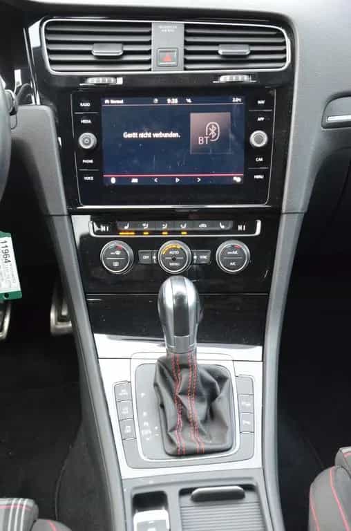 Volkswagen Golf VII Lim. GTI BMT*ACC*DCC*NAVI*TEMPO 03/2018-photo-13