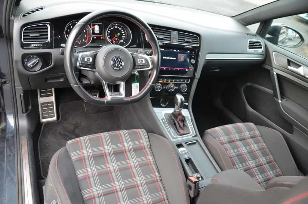 Volkswagen Golf VII Lim. GTI BMT*ACC*DCC*NAVI*TEMPO 03/2018-photo-27