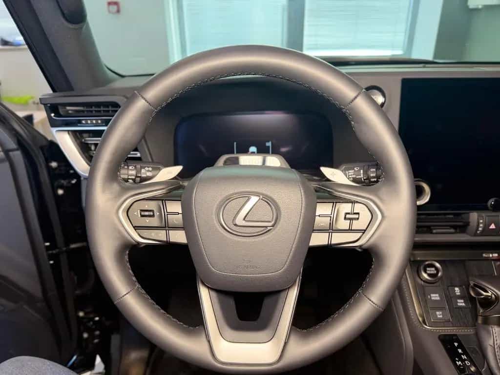 Lexus GX 550 09/2025-photo-14