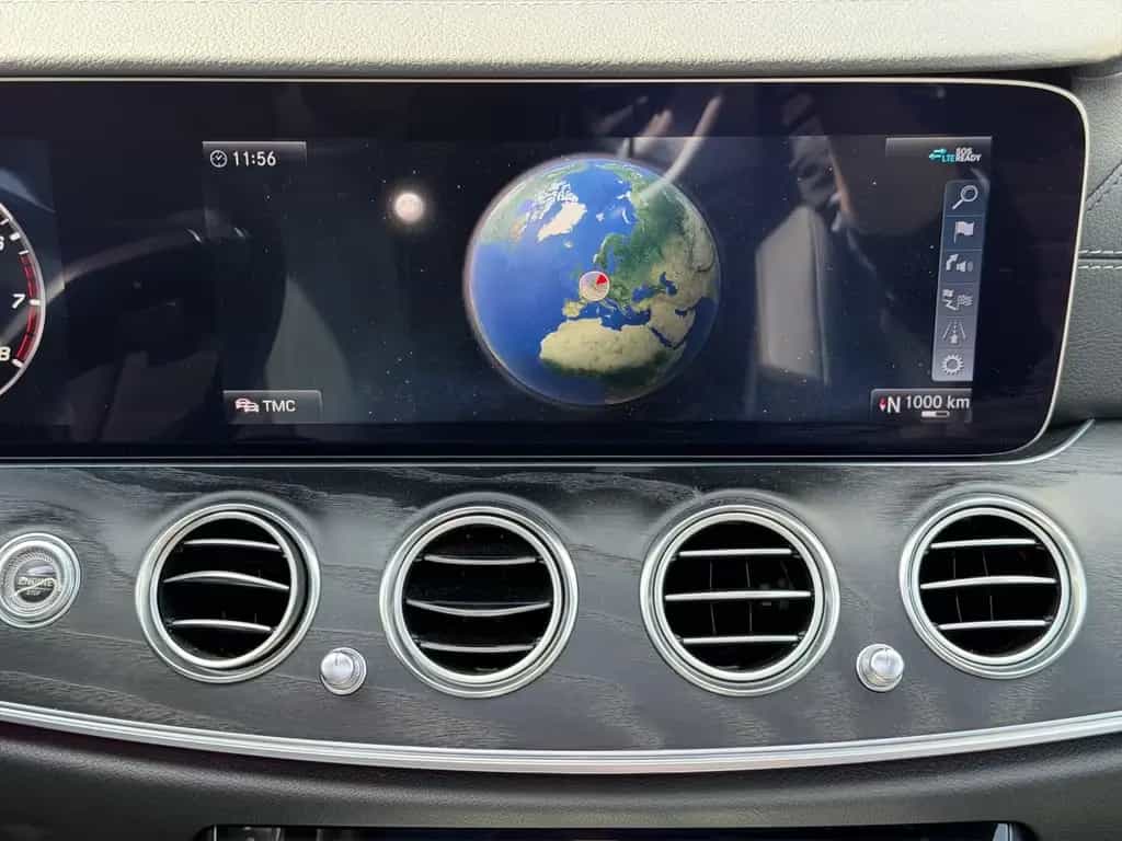 Mercedes-Benz E 200 t 4Matic AMG LINE+NAVI+CARPLAY+SCHIEBEDACH+ 08/2019-photo-12