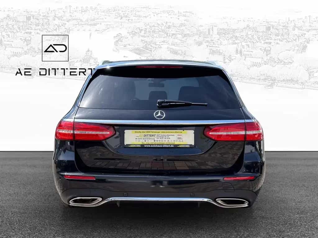 Mercedes-Benz E 200 t 4Matic AMG LINE+NAVI+CARPLAY+SCHIEBEDACH+ 08/2019-photo-3