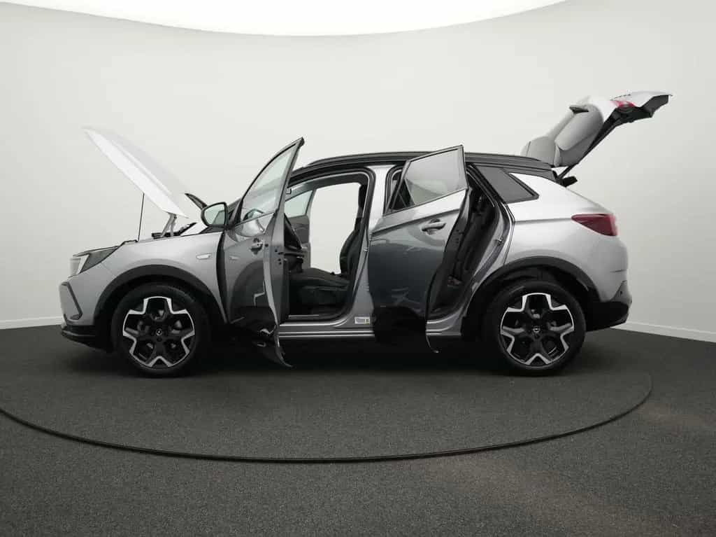 Opel Grandland (X) Grandland 1.2 TSI Turbo GS Line 04/2022-photo-34