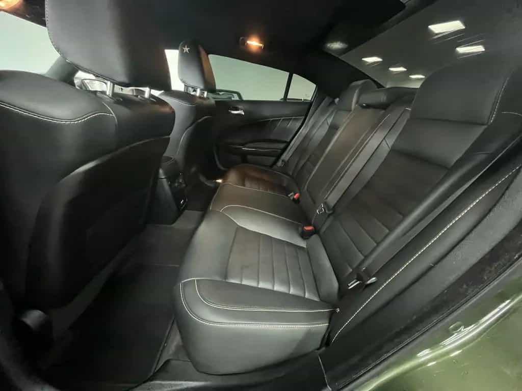 Dodge Charger 6,4l V8 *NAVI / KAMERA / BEHEIZ LENK* 01/2020-photo-11