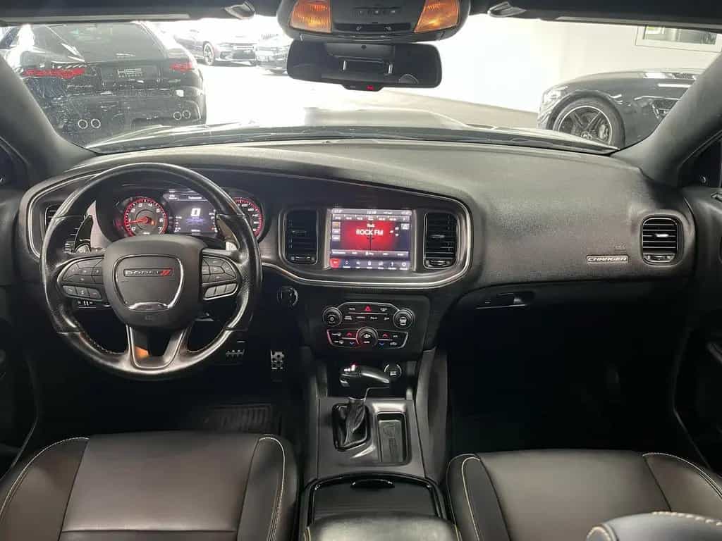 Dodge Charger 6,4l V8 *NAVI / KAMERA / BEHEIZ LENK* 01/2020-photo-12