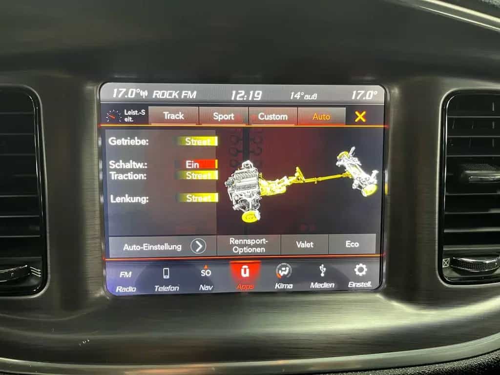 Dodge Charger 6,4l V8 *NAVI / KAMERA / BEHEIZ LENK* 01/2020-photo-19