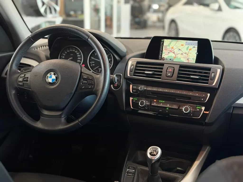 BMW 120 i Advantage *NAVI*PDC* 12/2016-photo-16