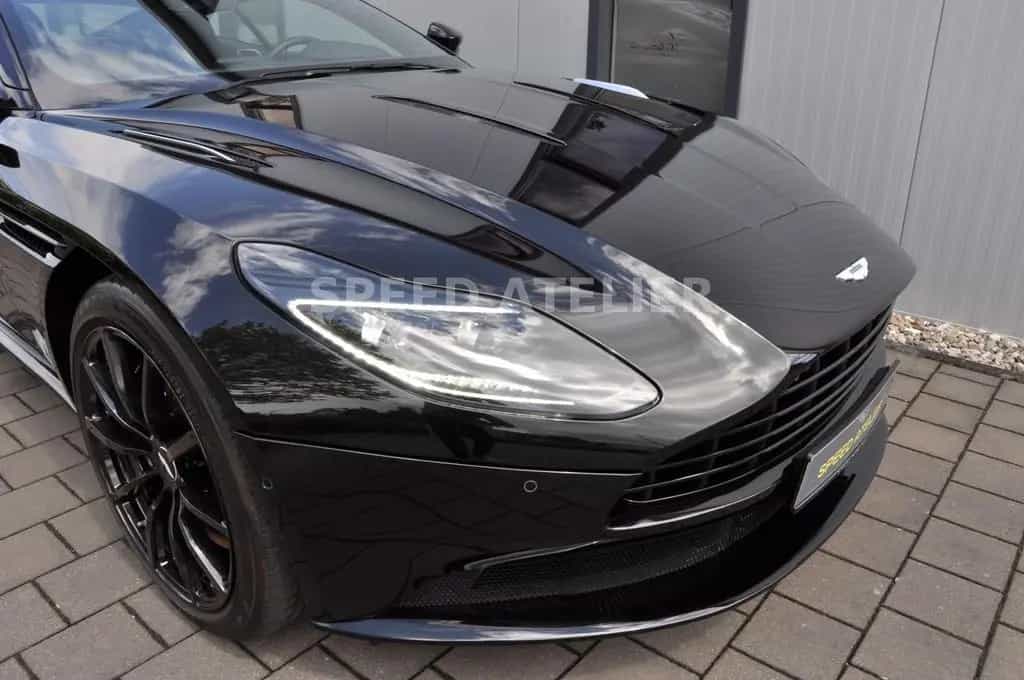 Aston Martin DB11 5.2 V12 AMR*TECHNOLOGY PACK*BLACK PACK 11/2020-photo-27