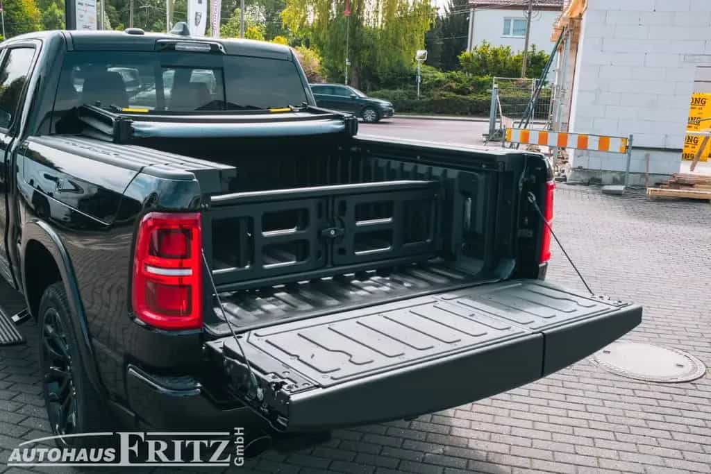 Dodge RAM MY26 1500 Limited Night - 5,7l V8 HEMI ! null-photo-9