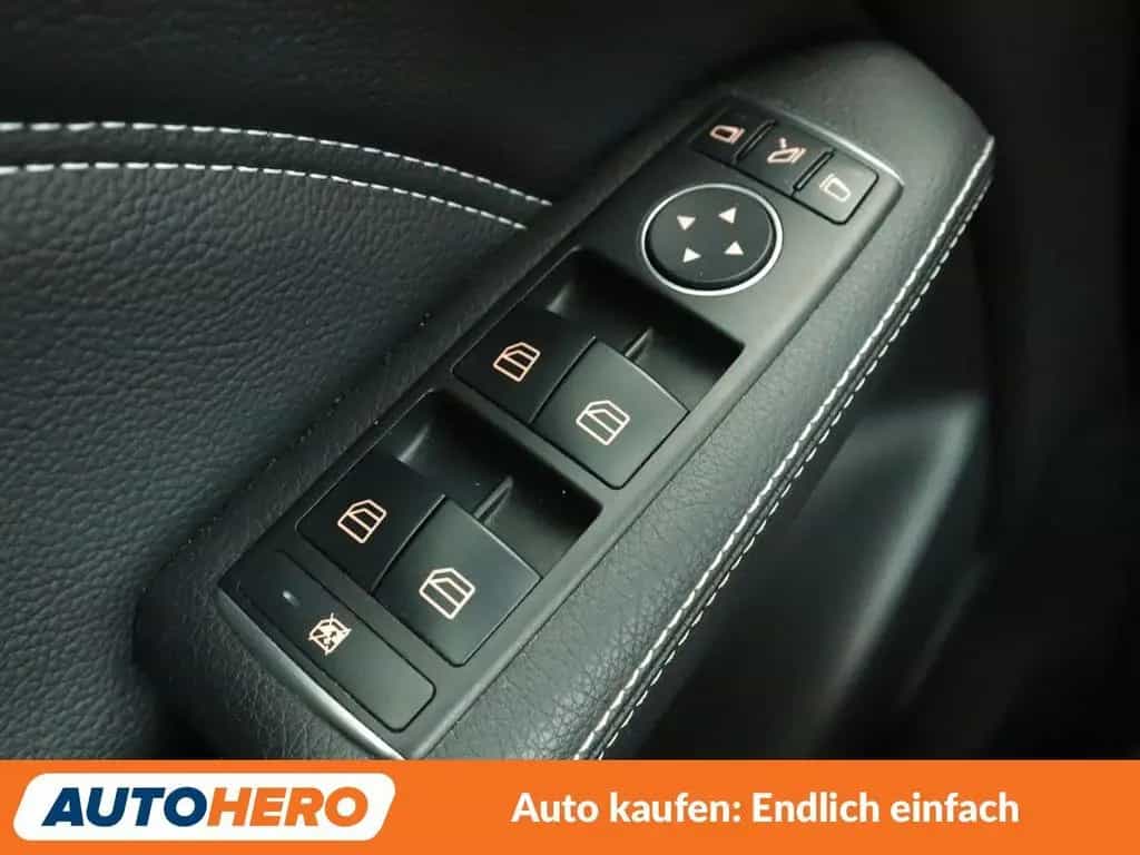Mercedes-Benz B 180 B 180 Urban Aut.*NAVI*PDC*SHZ*TEMPO* 11/2016-photo-31