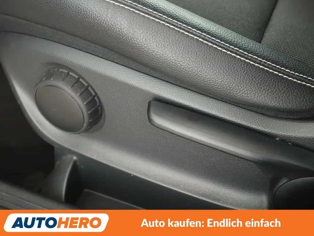 Mercedes-Benz B 180 B 180 Urban Aut.*NAVI*PDC*SHZ*TEMPO* 11/2016-photo-33