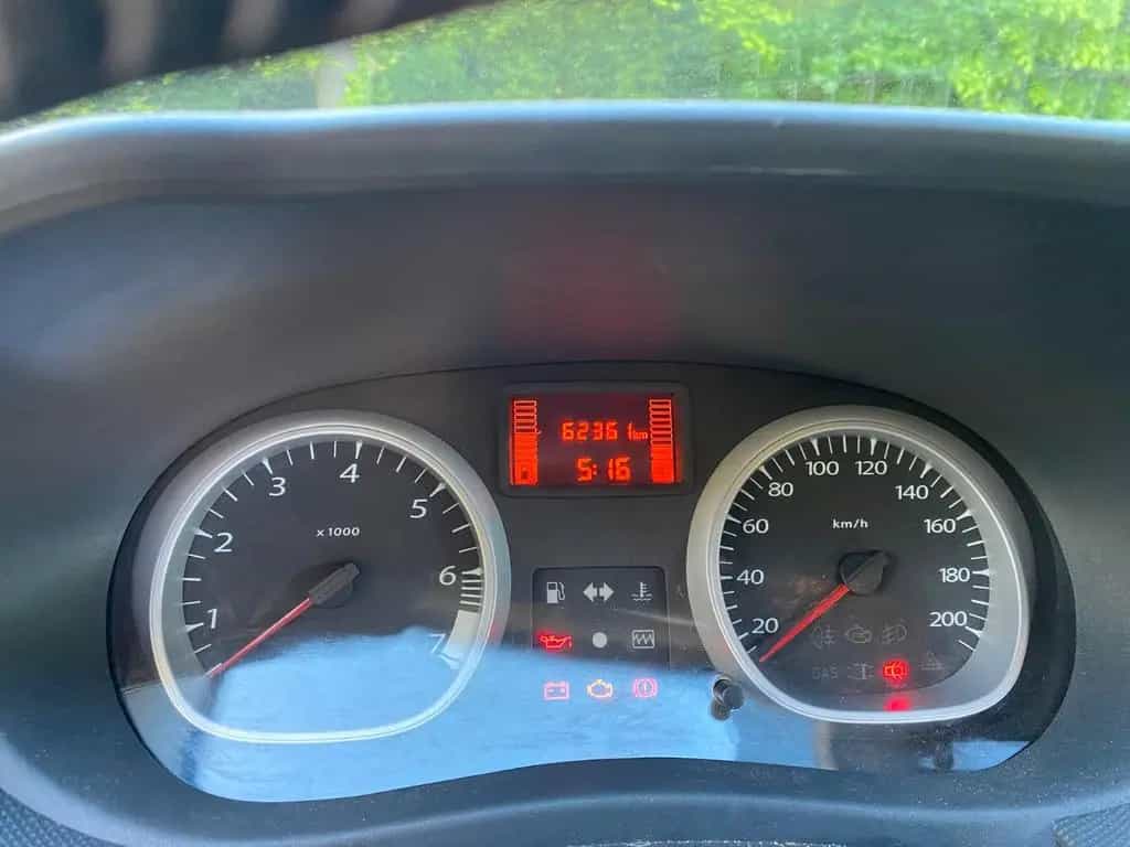 Dacia Duster 1.6 nur 62.338km gelaufen 02/2012-photo-10