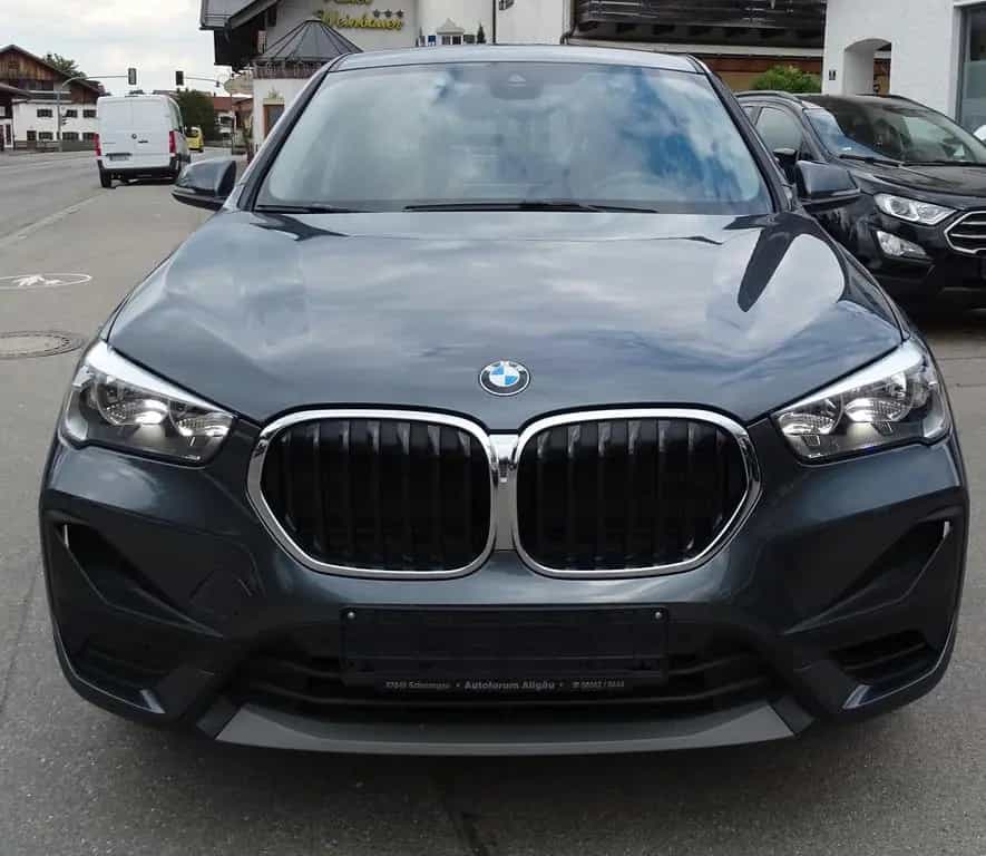 BMW X1 xDrive 20 i Advantage 10/2019-photo-1