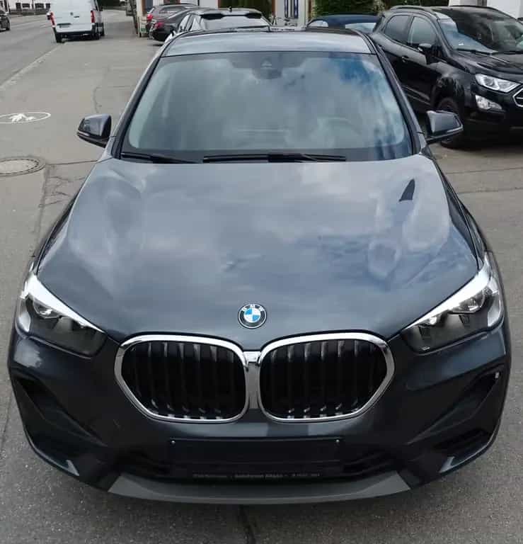BMW X1 xDrive 20 i Advantage 10/2019-photo-2