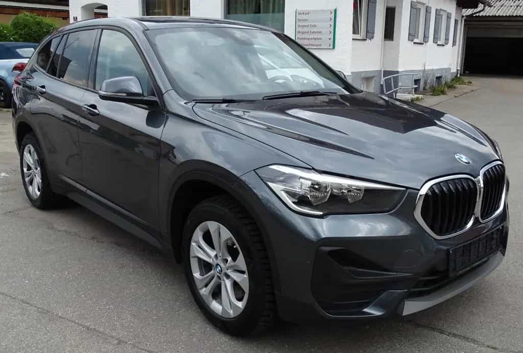 BMW X1 xDrive 20 i Advantage 10/2019-photo-4