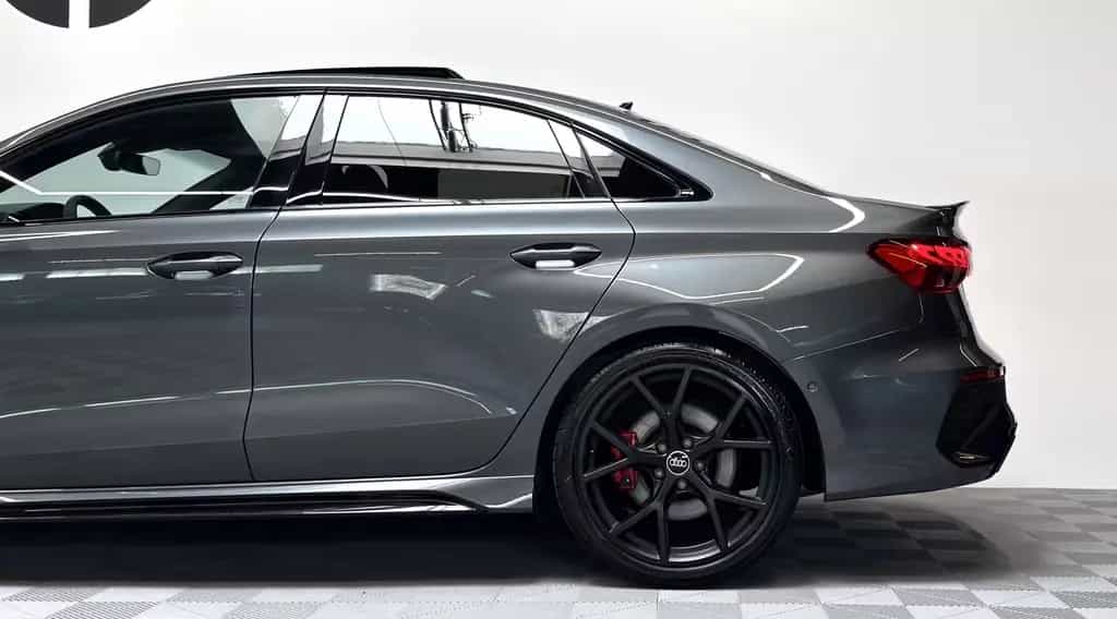 Audi RS3 q. Lim*Pano*Matrix*Carbon*Kamera*B&O*ACC* 04/2022-photo-3