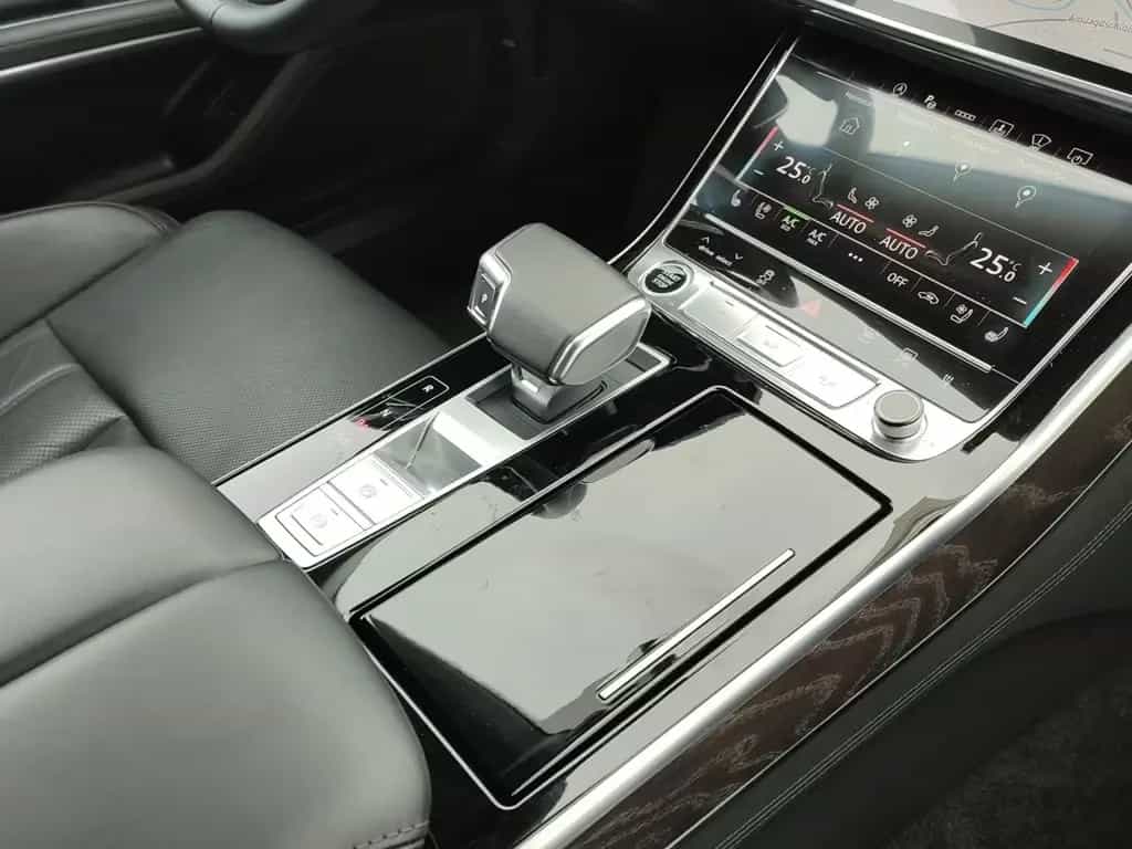 Audi A8 Lang 50 TDI quattro*Navi*Matrix*Alu*HUD*DVD*P 11/2022-photo-7