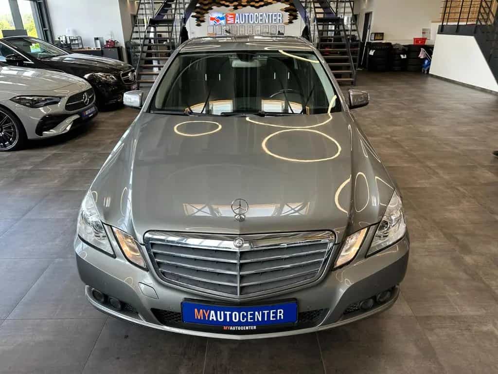 Mercedes-Benz E 220 *Abstandstemp*Navi*TÜV 8/27* 04/2009-photo-21