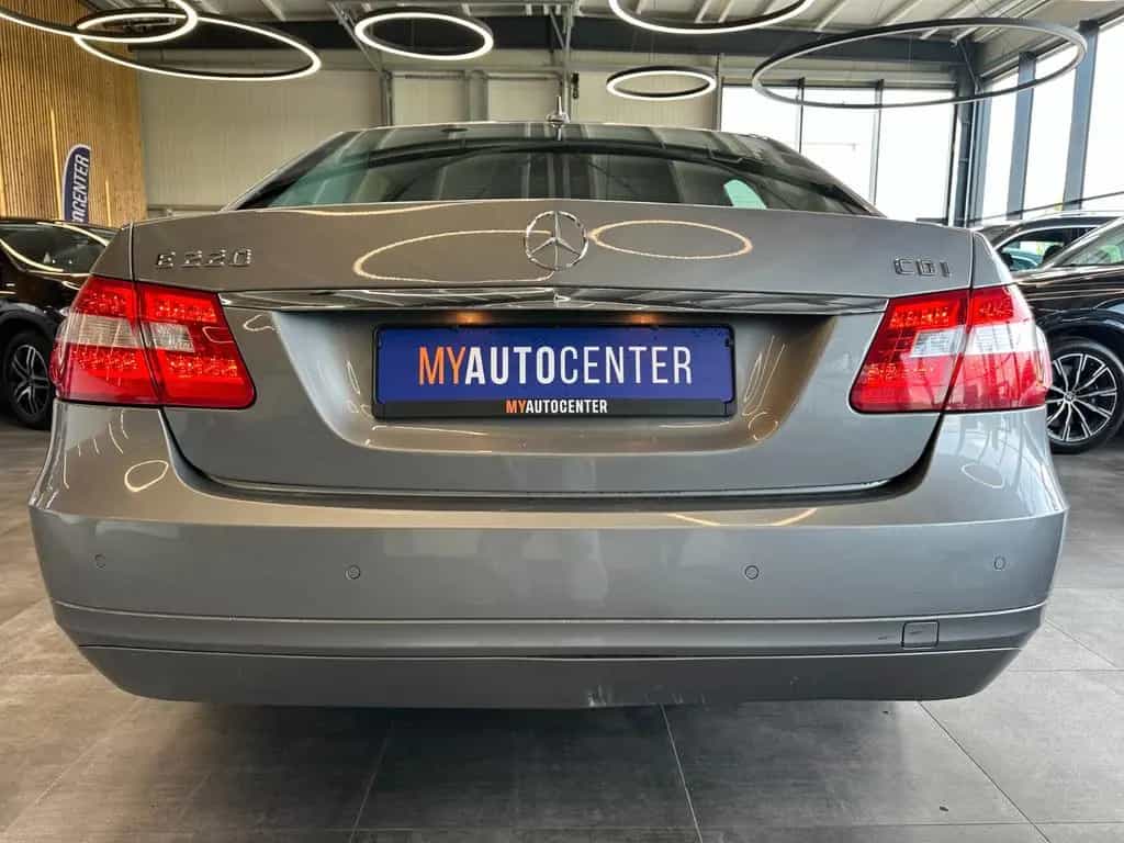 Mercedes-Benz E 220 *Abstandstemp*Navi*TÜV 8/27* 04/2009-photo-25