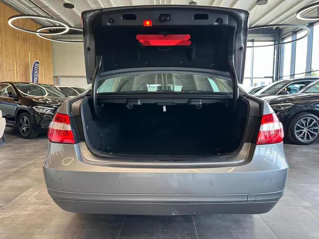 Mercedes-Benz E 220 *Abstandstemp*Navi*TÜV 8/27* 04/2009-photo-27