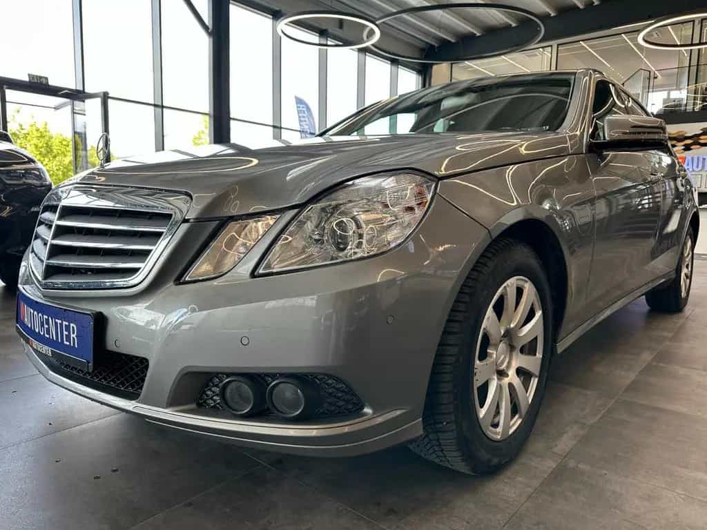 Mercedes-Benz E 220 *Abstandstemp*Navi*TÜV 8/27* 04/2009-photo-3