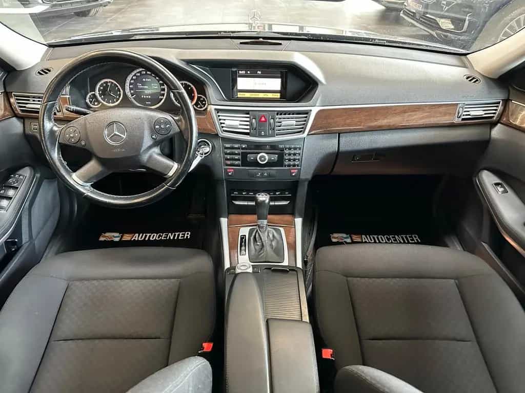 Mercedes-Benz E 220 *Abstandstemp*Navi*TÜV 8/27* 04/2009-photo-32