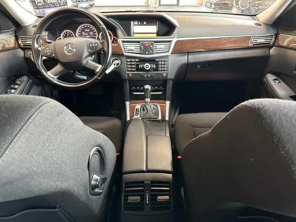 Mercedes-Benz E 220 *Abstandstemp*Navi*TÜV 8/27* 04/2009-photo-33