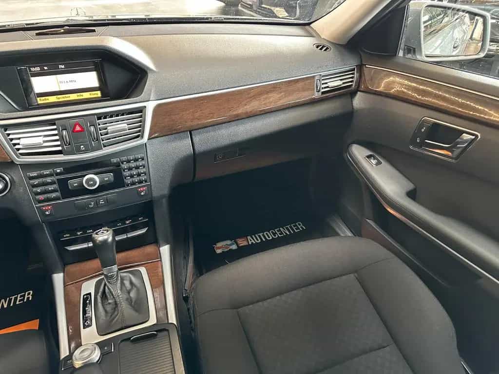 Mercedes-Benz E 220 *Abstandstemp*Navi*TÜV 8/27* 04/2009-photo-5