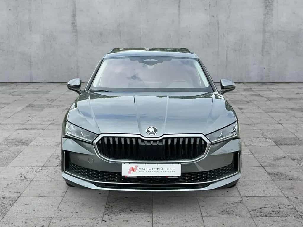 Skoda Superb Combi 1.5 TSI DSG SELECTION BEAM+NAVI+AHK 12/2024-photo-2