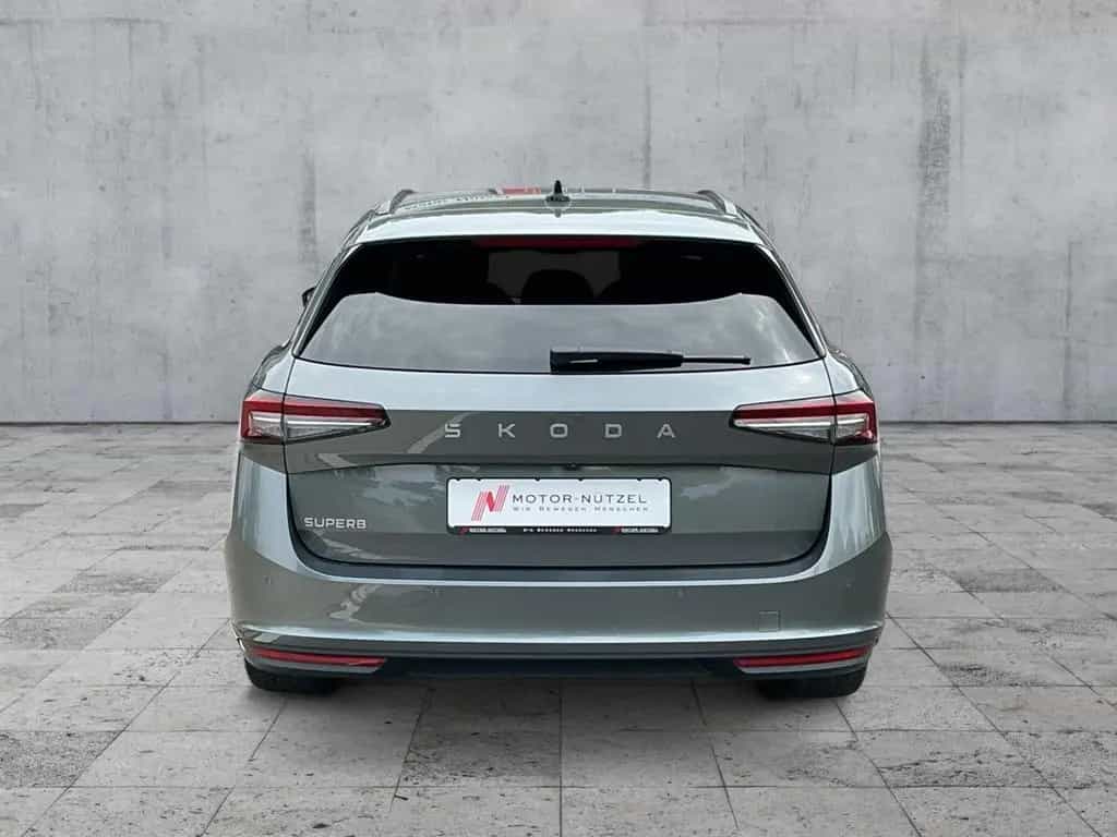Skoda Superb Combi 1.5 TSI DSG SELECTION BEAM+NAVI+AHK 12/2024-photo-4