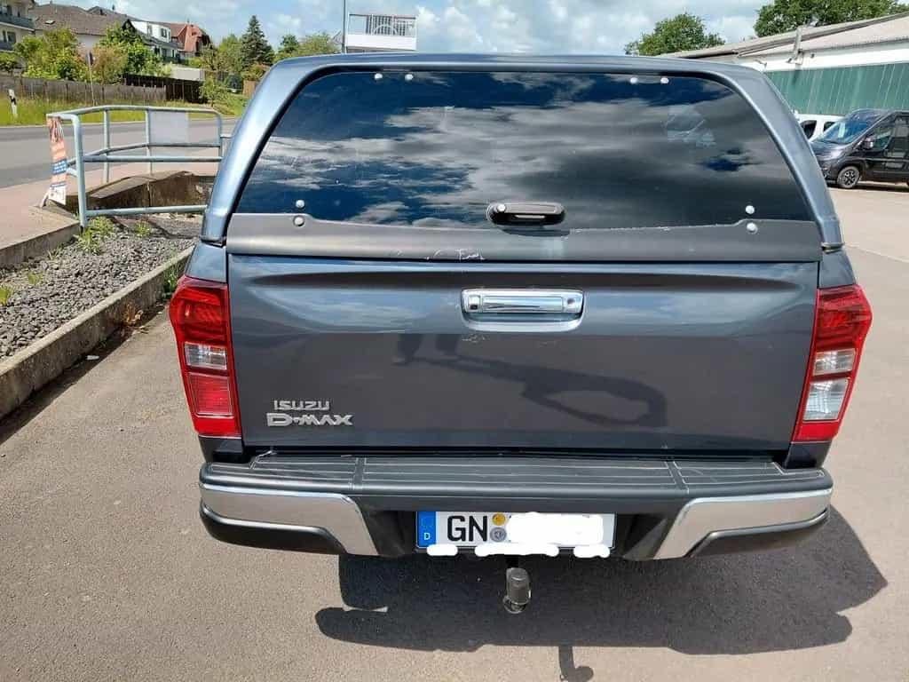 Isuzu D-Max II Facel. DblCab Aut AHK 4WD Hardtop Leder 05/2017-photo-10