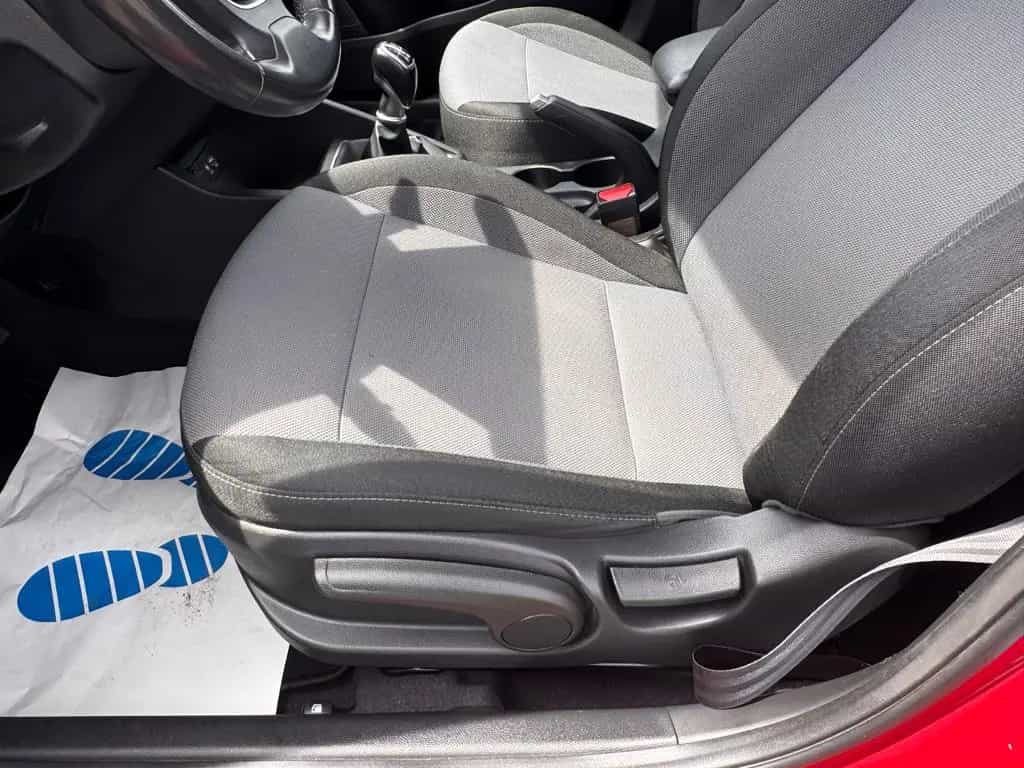 Hyundai i20 / Garantie/ TüvNeu/Navi/Kamera/Tempomat/NR:61 11/2017-photo-11