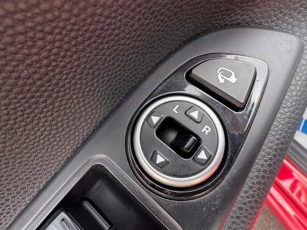 Hyundai i20 / Garantie/ TüvNeu/Navi/Kamera/Tempomat/NR:61 11/2017-photo-15