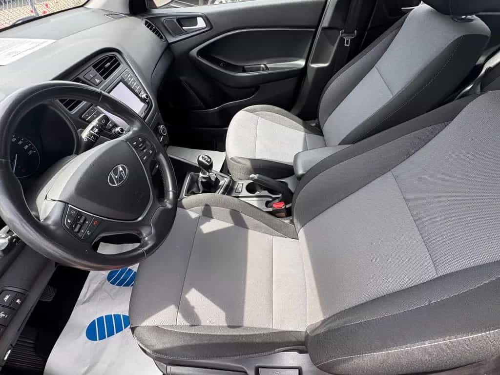 Hyundai i20 / Garantie/ TüvNeu/Navi/Kamera/Tempomat/NR:61 11/2017-photo-16