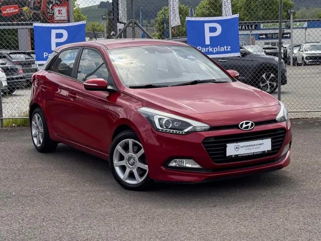 Hyundai i20 / Garantie/ TüvNeu/Navi/Kamera/Tempomat/NR:61 11/2017-photo-3