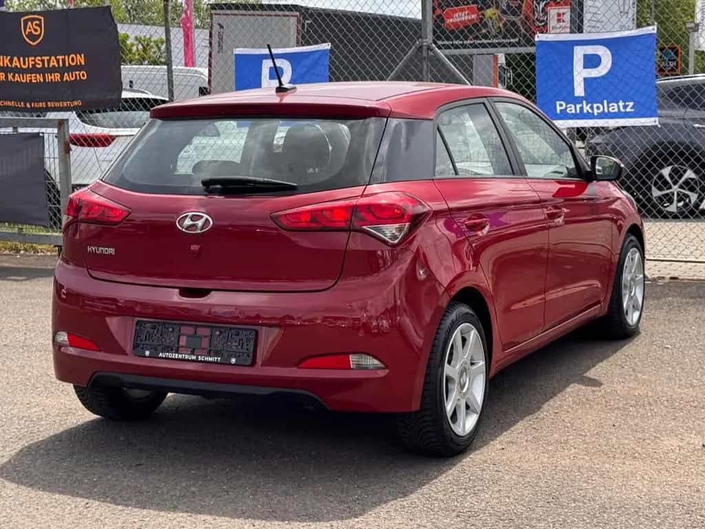 Hyundai i20 / Garantie/ TüvNeu/Navi/Kamera/Tempomat/NR:61 11/2017-photo-5