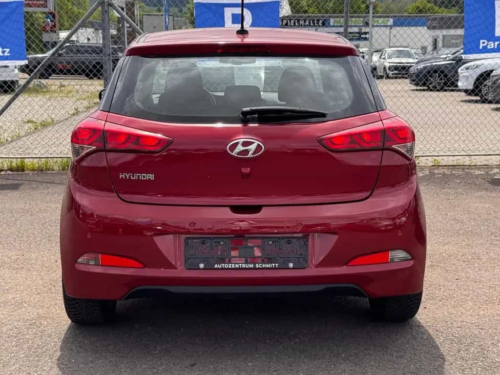 Hyundai i20 / Garantie/ TüvNeu/Navi/Kamera/Tempomat/NR:61 11/2017-photo-6