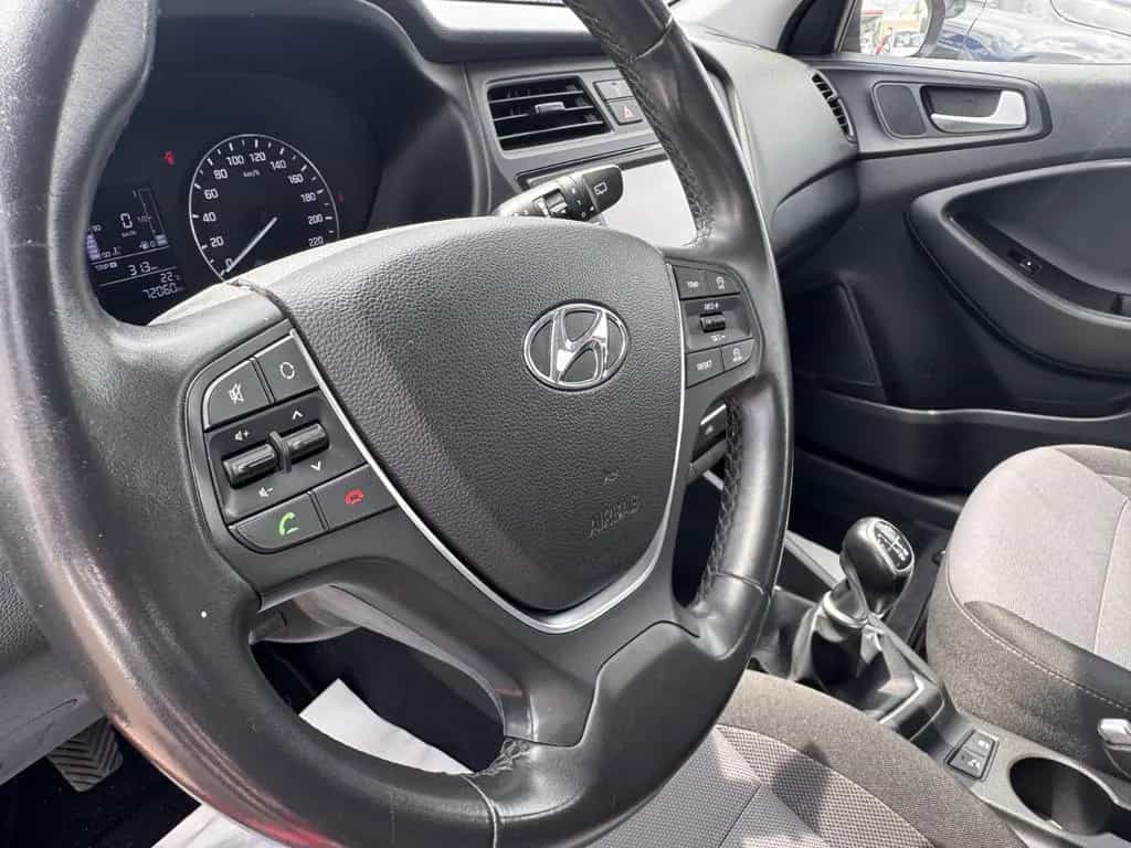 Hyundai i20 / Garantie/ TüvNeu/Navi/Kamera/Tempomat/NR:61 11/2017-photo-8