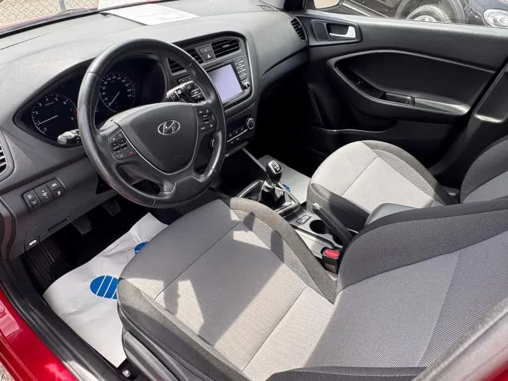 Hyundai i20 / Garantie/ TüvNeu/Navi/Kamera/Tempomat/NR:61 11/2017-photo-9