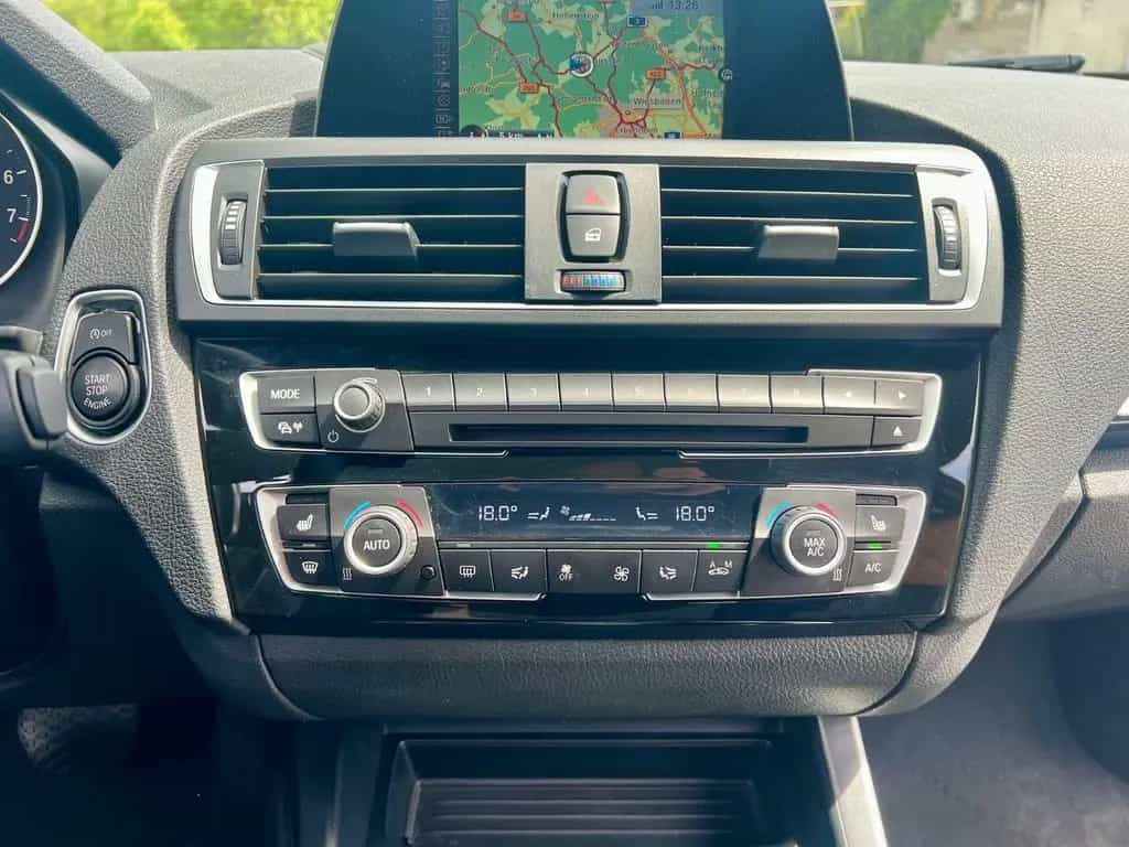 BMW 120 i M Sport Harman/Kardon / NAV / SHZ 05/2017-photo-10