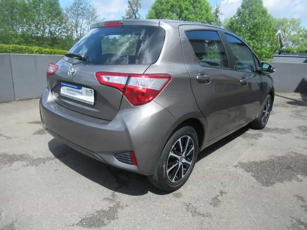 Toyota Yaris Team D KLIMA SHZG KAMERA ALU SPURHALTEAS 10/2018-photo-4