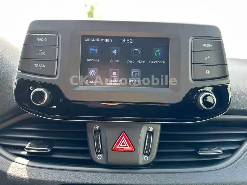 Hyundai i30 Passion 1.0 T-GDi/Klima/Kamera/Tempomat 06/2018-photo-23