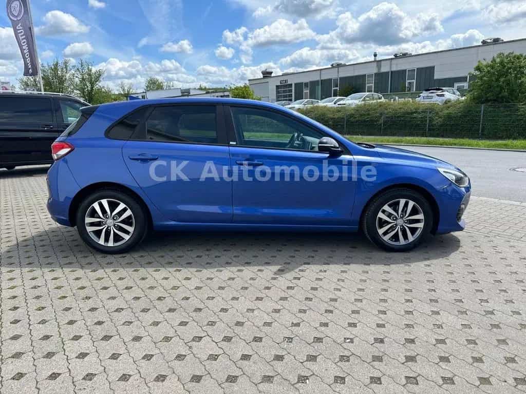 Hyundai i30 Passion 1.0 T-GDi/Klima/Kamera/Tempomat 06/2018-photo-3