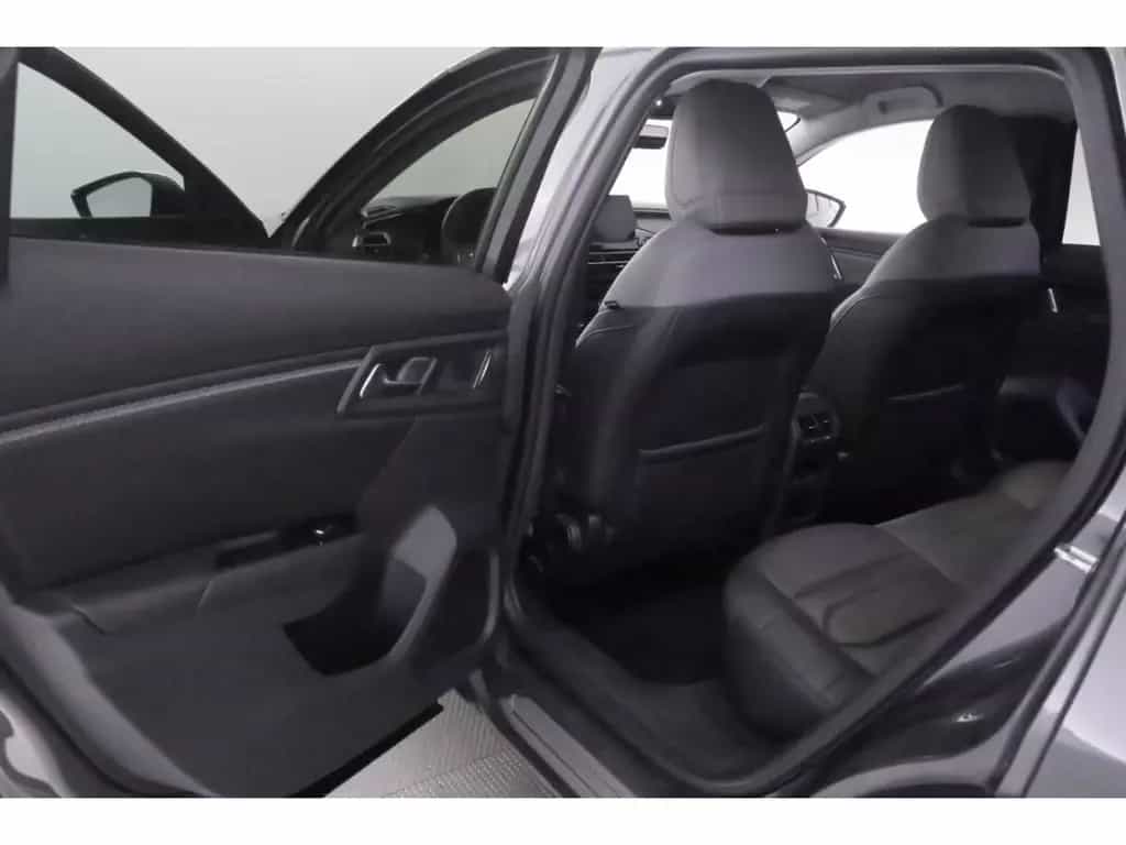 Citroën C5 X C5X 1.2PureTech Aut.130 Plus+LED+NAVI+KAMERA+HUD 04/2024-photo-18