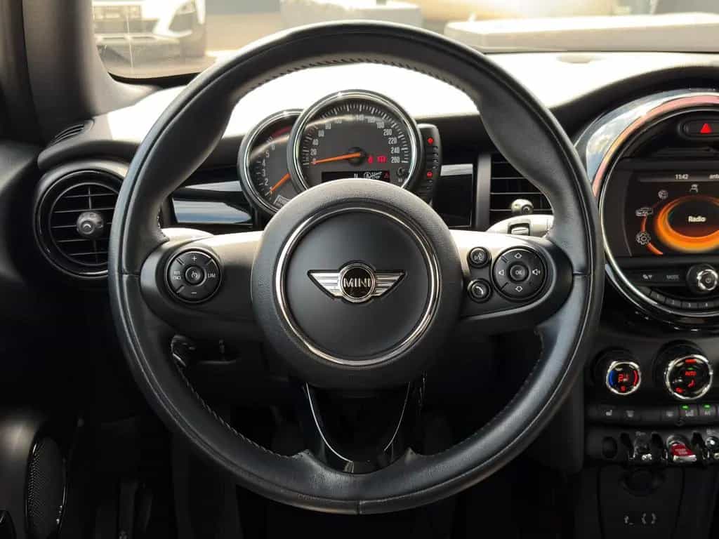 MINI Cooper Cabrio Chili Tempomat LED PDC BT SHZ 05/2016-photo-20