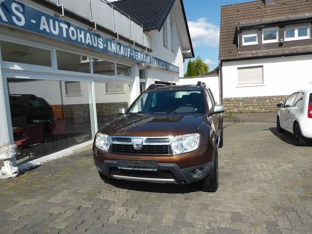 Dacia Duster 1.6 16V 105 4x2 Lauréate 09/2010-photo-1